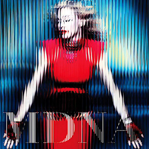 Omot albuma "MDNA" američke pop ikone Madonne čiji vizualni identitet potpisuju fotografi Mert Alaş i Marcus Piggott, te kreativni direktor Giovanni Bianco.