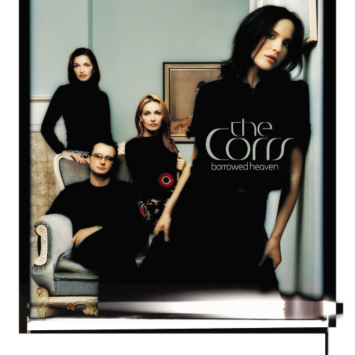 Omot albuma "Borrowed Heaven" s fotografijom članove grupe The Corrs.